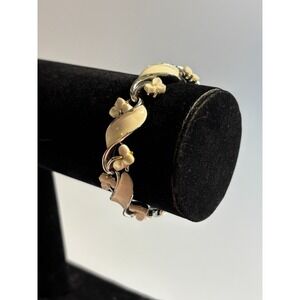 Vintage Bracelet White Enamel Lucite 7 inch Signed Lisner  Silver Tone As Is